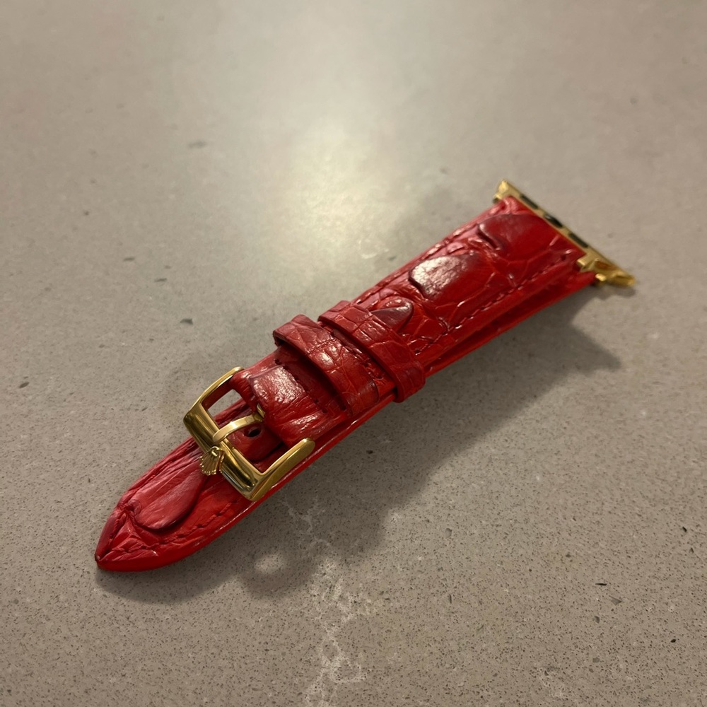 Red Genuine Hornback Alligator Apple Watch Band